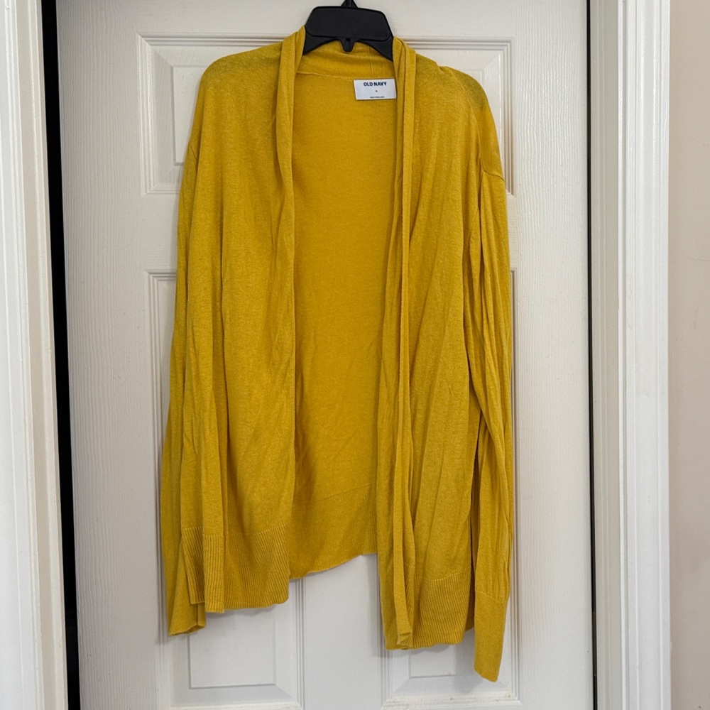 Old Navy Women's Yellow Sweater